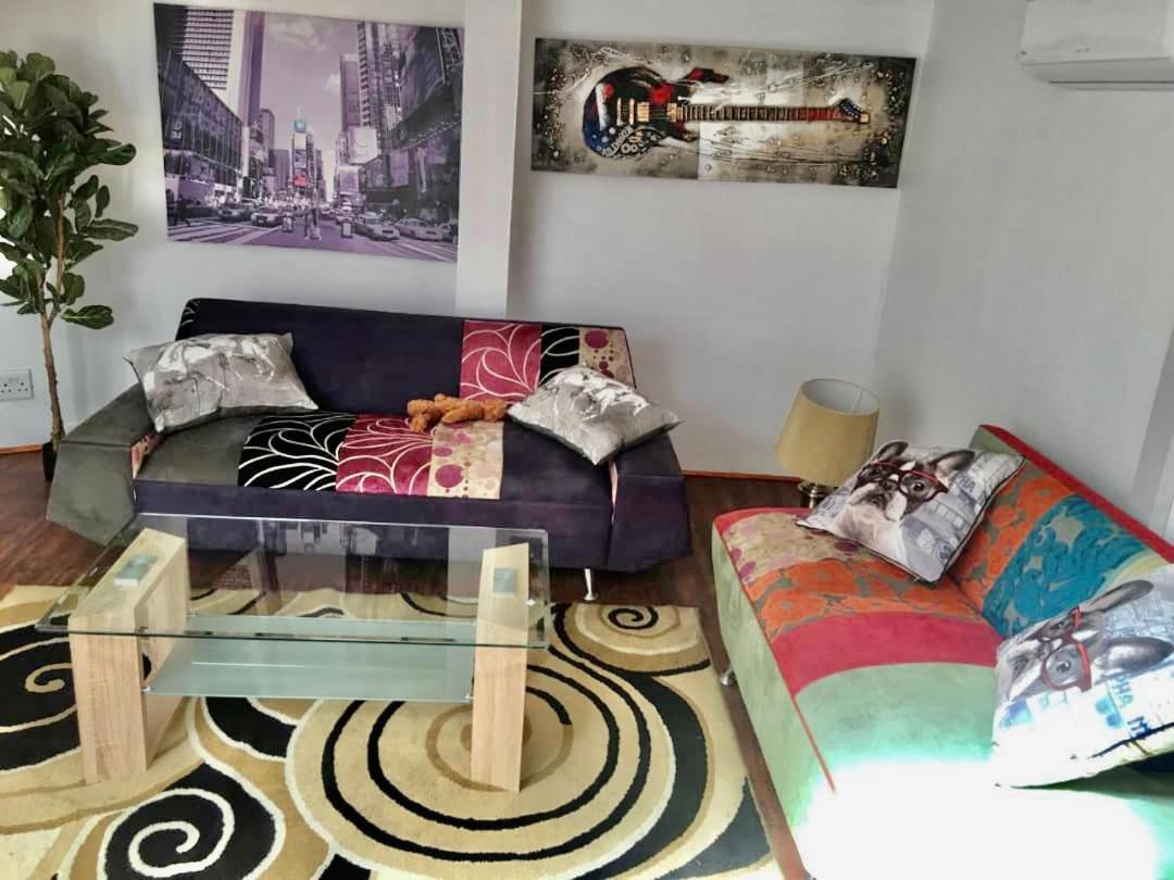 Beautiful Apartment In Century City Fokváros Kültér fotó